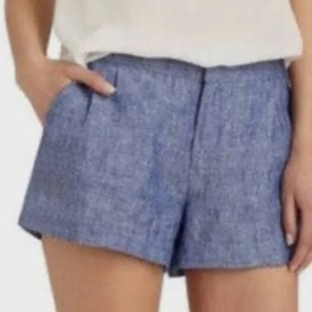 Joie Chambray Linen-Blend Shorts – Size 8